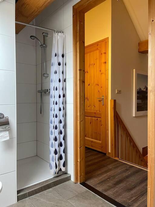 Unieke Houten Villa Met Sauna In Twente - 6P Den Ham Exterior photo